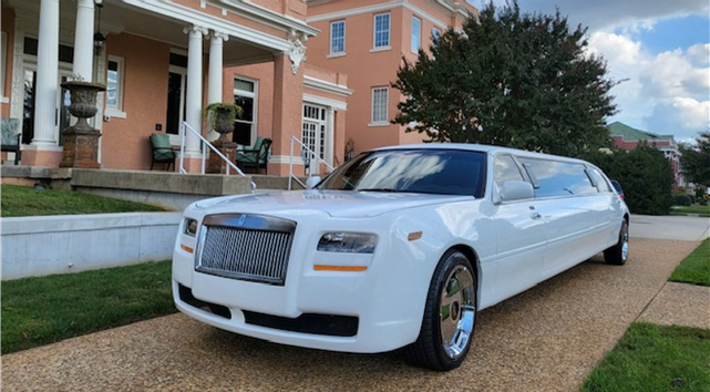 photo of Rolls Royce limo