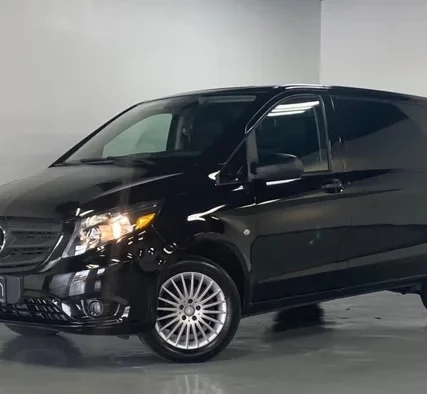 Mercedes 1 {{brizy_dc_image_alt imageSrc=