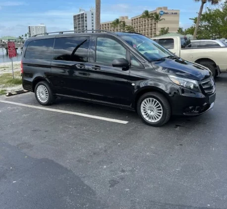 Mercedes 2 {{brizy_dc_image_alt imageSrc=