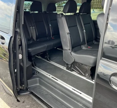 Mercedes 5 {{brizy_dc_image_alt imageSrc=